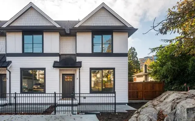 Esquimalt neighborhood homes