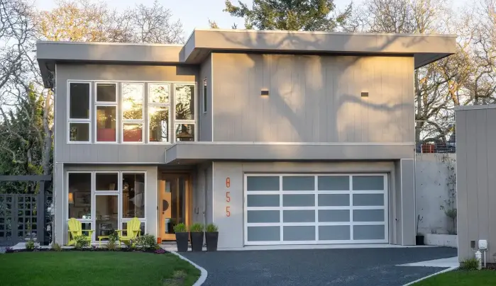 Oak Bay neighborhood homes